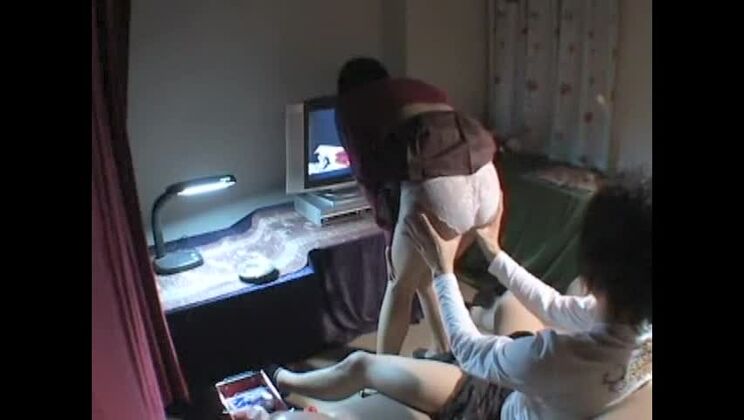 Une superbe Japonaise se fait baiser dans une vidéo porno amateur