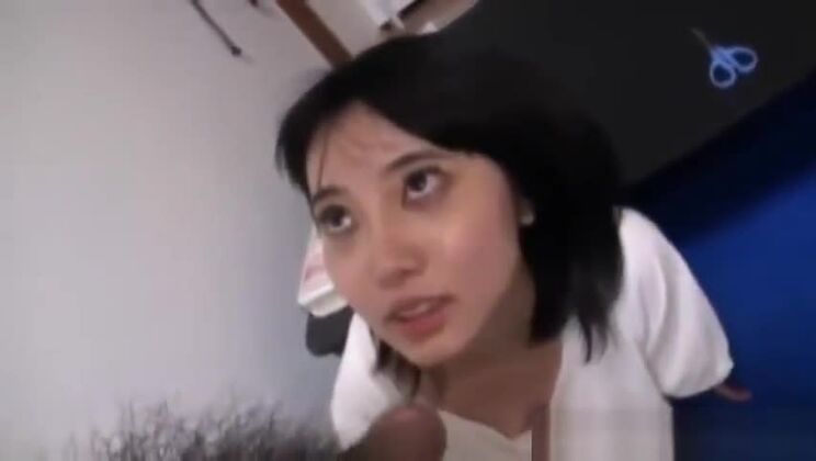 Délicieuse chienne orientale