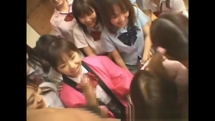 Incroyable Japonaise dans une performance hardcore authentique