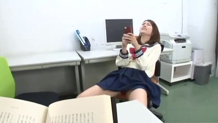 femme asiatique douce