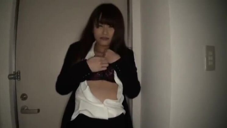 Putain asiatique divine