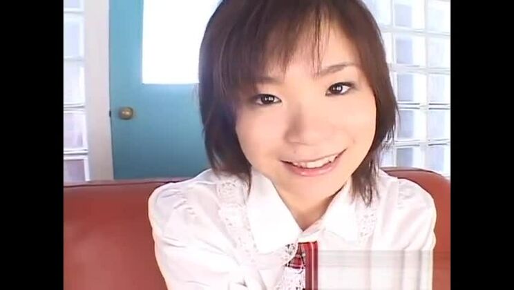 Séduisante japonaise Mayu Yamaguchi