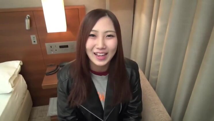 Charmante fille asiatique