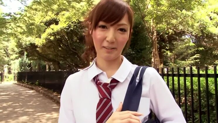 Incroyable jeune fille japonaise dans une vraie vidéo porno amateur