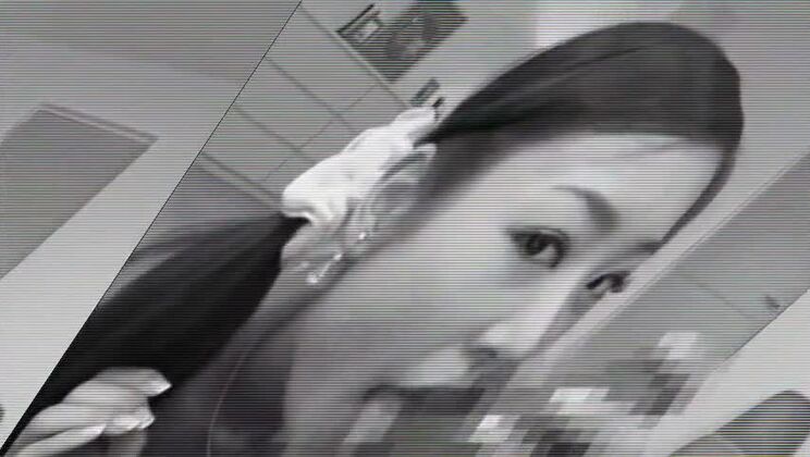 Divine Japonaise coquine