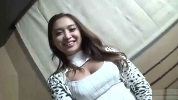 Putain orientale juteuse