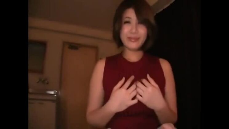 Le mai japonais séduisant