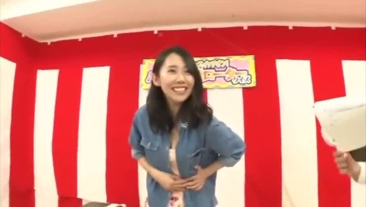 Ayaka Tomoda, orientale épicée et sombre