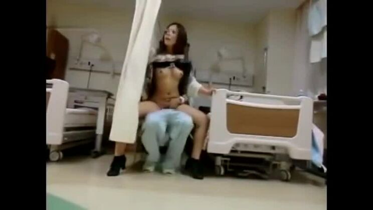 Salope japonaise déjantée dans une vidéo JAV comme dans vos rêves