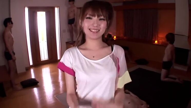 天海つばさがおいしそうに精子をごっくん hirondelle