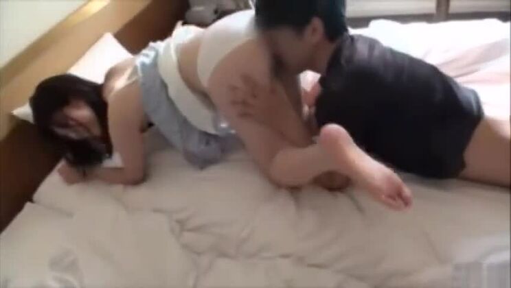 Regardez une Japonaise dans une incroyable vidéo JAV comme dans vos rêves