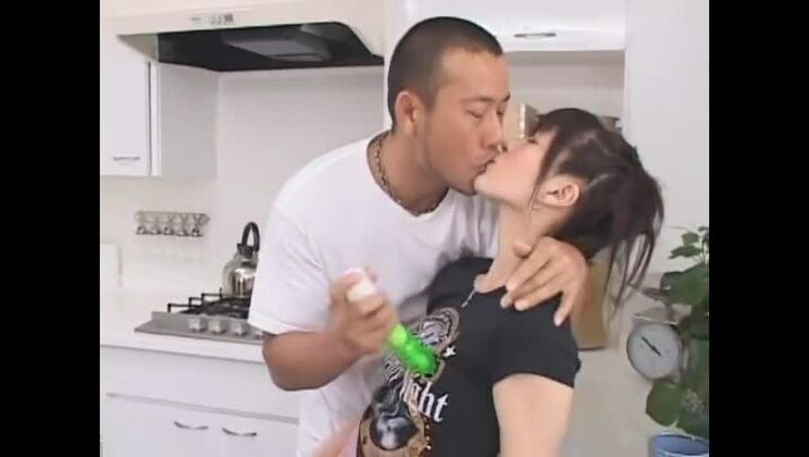 Jeune Japonaise exotique en gros plan incroyable, clip JAV poilu