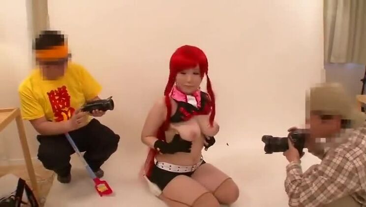 Une jeune Japonaise tranquille a reçu une éjaculation directement dans la bouche.