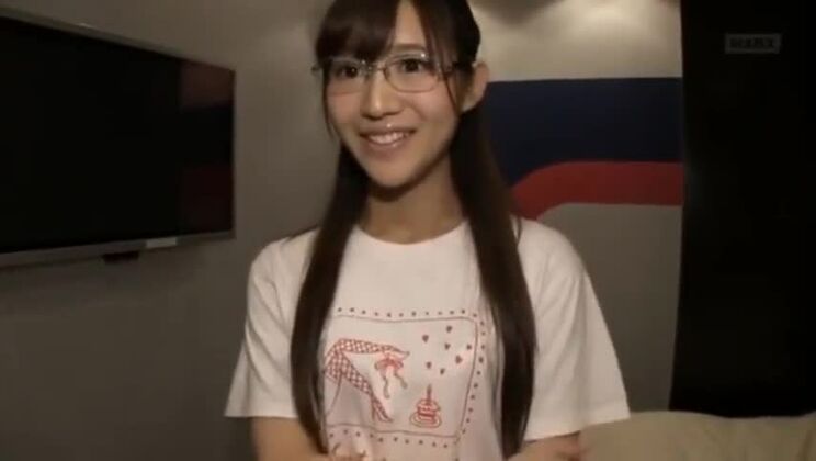 Mannequin japonaise incroyable dans New Small Tits, film JAV Babes non censuré