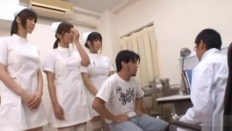 Japonaise chaude station baise