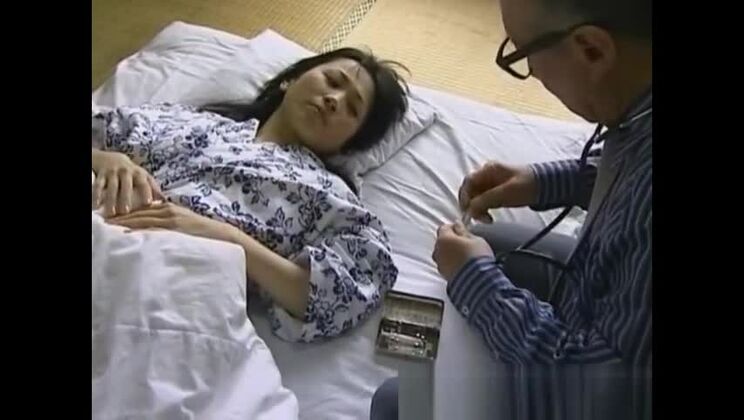 Une bombe asiatique a des rapports sexuels matures partie 3