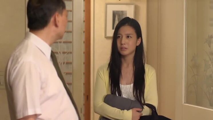 Superbe Japonaise dans une scène JAV sauvage, regardez le spectacle