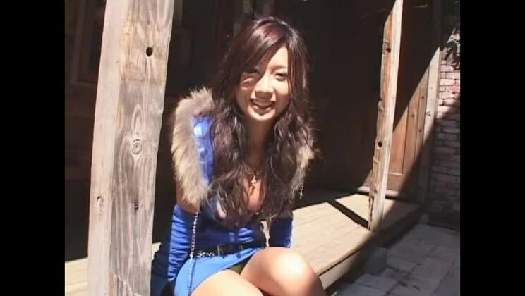 La fabuleuse mannequin japonaise Marina dans Incredible Couple, film POV JAV