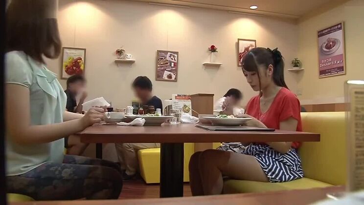 Un excellent film porno Bukkake, le plus fou, qui vous asservira l'esprit.