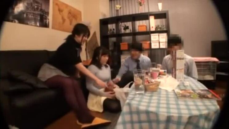 Fabuleux clip porno japonais non coupé