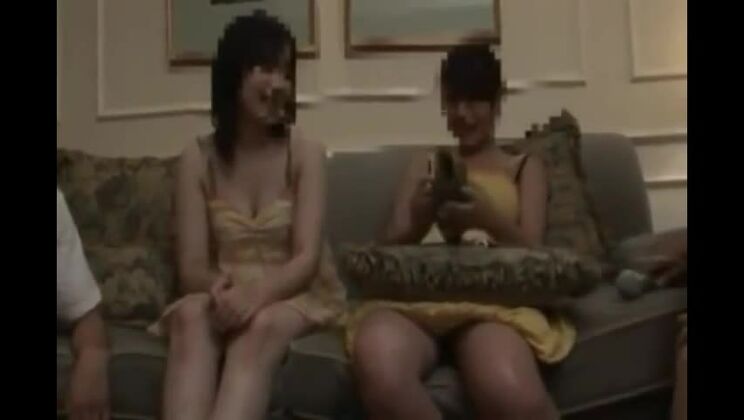 La plus belle Japonaise dans une scène JAV fétichiste sauvage