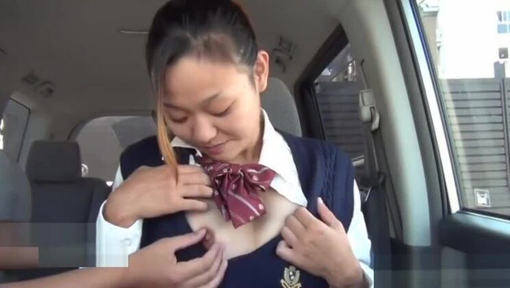 écolière asiatique baisée