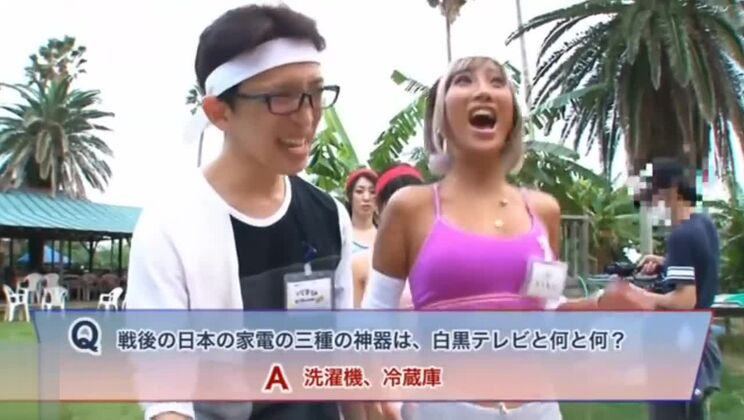 Excellent film porno avec de gros seins, à voir absolument !