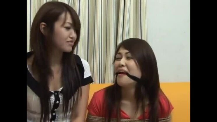 Excellente vidéo xxx de bondage rien que pour vous