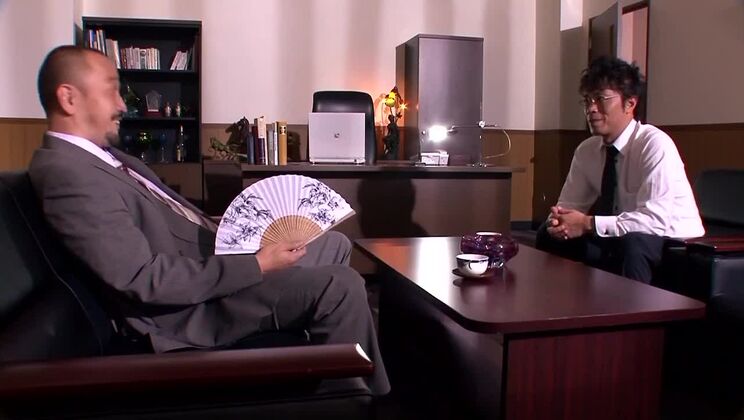 Sora Aoi - Secrétaire soumise (2/2)