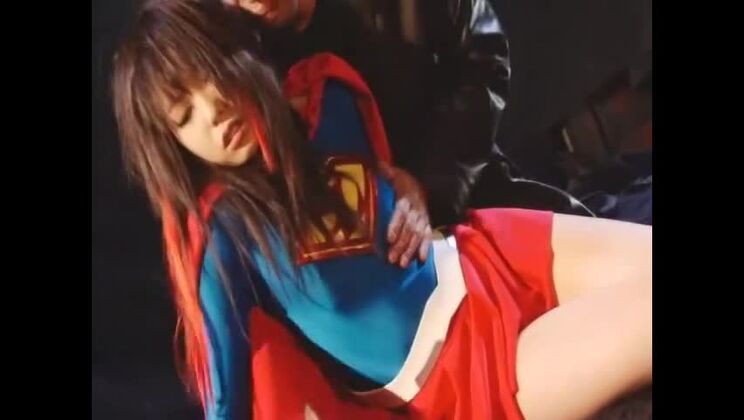 Chika Arimura, Chihiro Asai, Aimi Ichika dans Superlady II Savier Of Justice