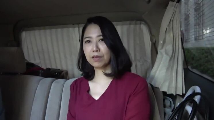 Excellent clip porno MILF la plus folle va vous envoûter.