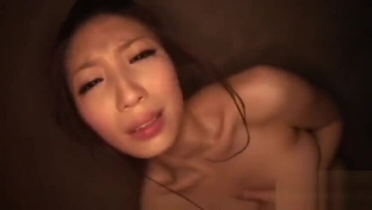 La Japonaise poilue adore baiser partie 5