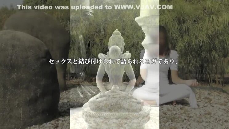 Une fabuleuse jeune femme japonaise dans un incroyable film JAV HD