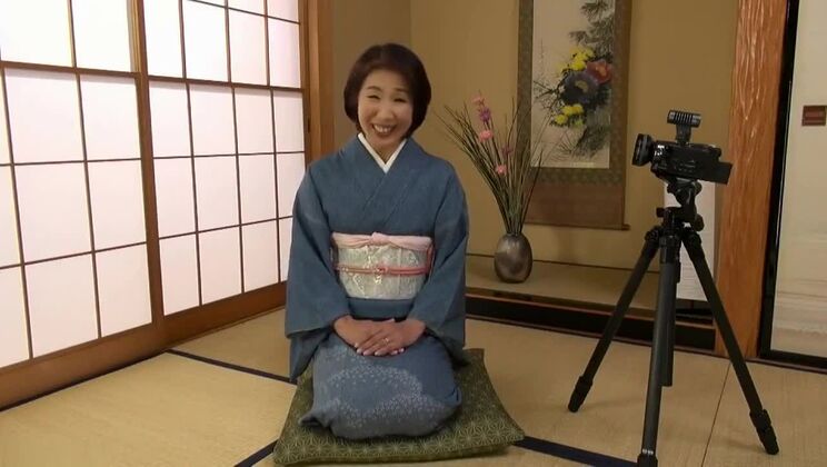 La plus belle Japonaise du tout nouveau clip JAV HD va vous envoûter.