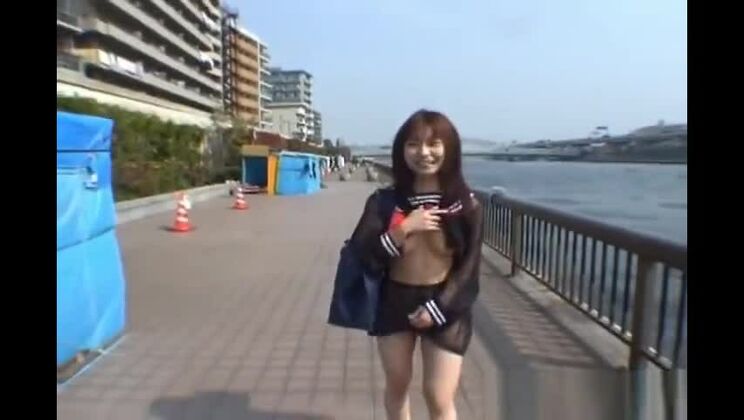 Vidéo gratuite de Mikan, mannequin asiatique sexy, partie 4