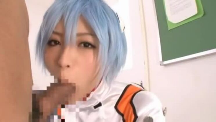 Yuu Namiki, adorable poupée cosplay asiatique