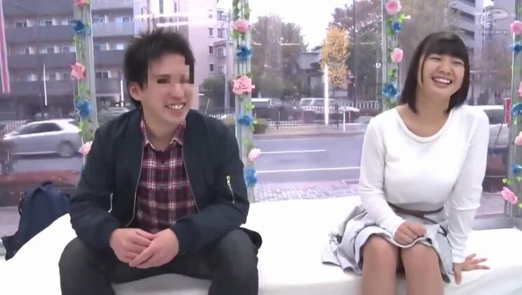 Superbe salope japonaise dans un film JAV de Watch College/Gakuseifuku, jetez un œil