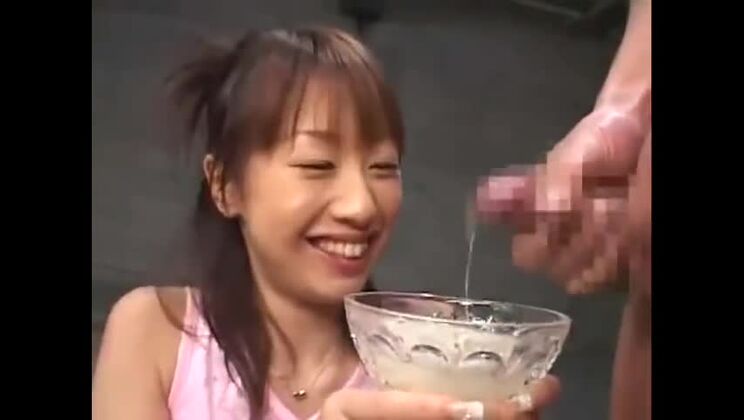 Scène de sexe exotique, éjaculation, version non censurée