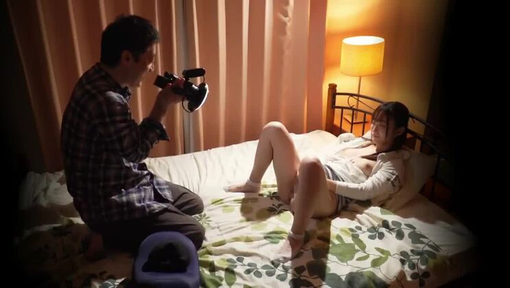 Shic-203 Séduite par l'enfant du partenaire remarié