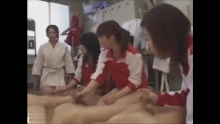 Scène de sexe incroyable. Une école fantastique comme dans vos rêves.