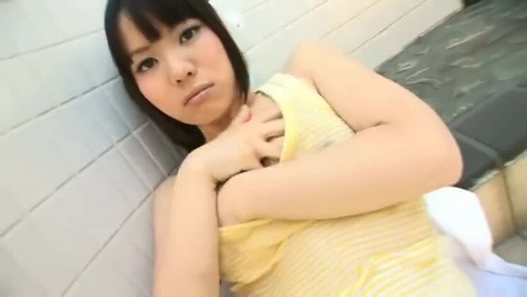 Film porno japonais complètement fou, rien que pour vous