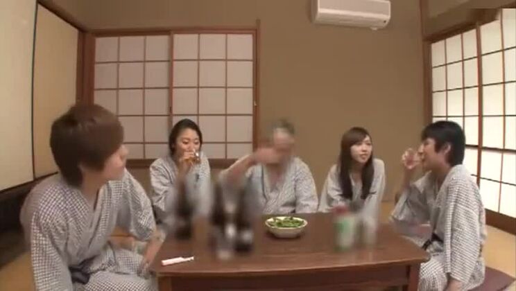 Une Japonaise incroyable dans une scène JAV extraordinaire, rien que pour vous.