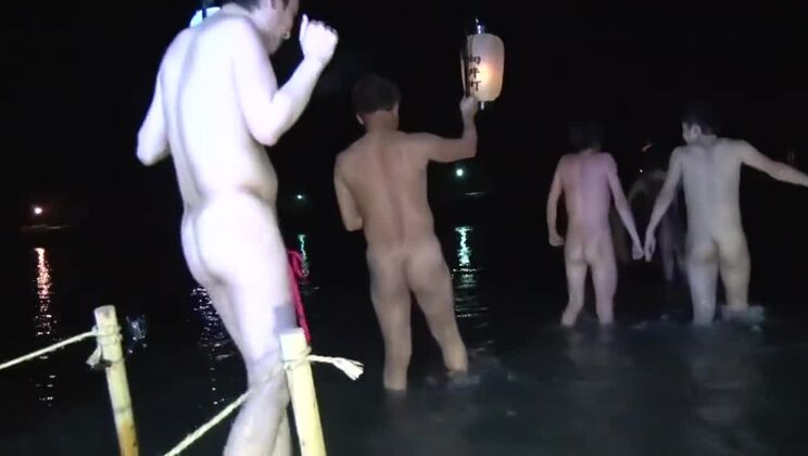 Tiens-moi la main et on y est… On va quelque part, on ne sait jamais.