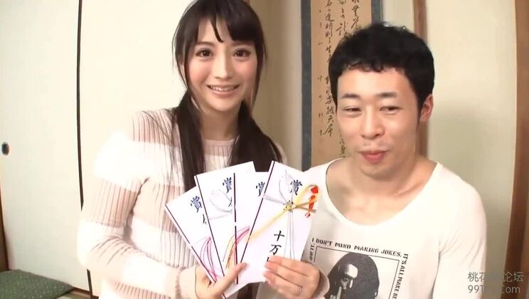 Mère et fils : relations sexuelles risquées contre de l'argent 2